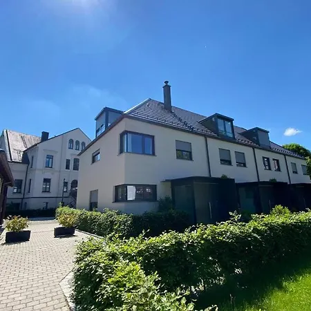 Sport'inn - Luxurioses Ferienhaus Mit Privatem Gym Und Sudterrasse Im Chiemsee-alpenland - 136 Qm *