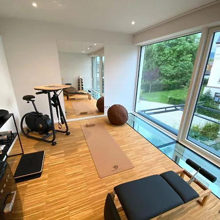 Sport'inn - Luxurioses Ferienhaus Mit Privatem Gym Und Sudterrasse Im Chiemsee-alpenland - 136 Qm براننبرغ