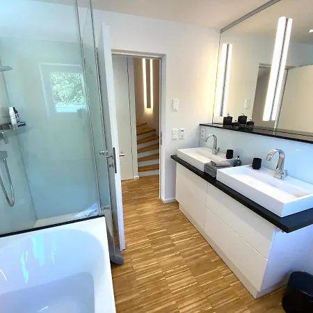 Sport'inn - Luxurioses Ferienhaus Mit Privatem Gym Und Sudterrasse Im Chiemsee-alpenland - 136 Qm براننبرغ