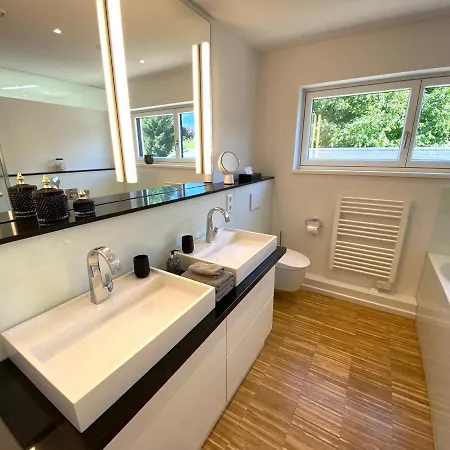 بيت للعطل Sport'inn - Luxurioses Ferienhaus Mit Privatem Gym Und Sudterrasse Im Chiemsee-alpenland - 136 Qm *